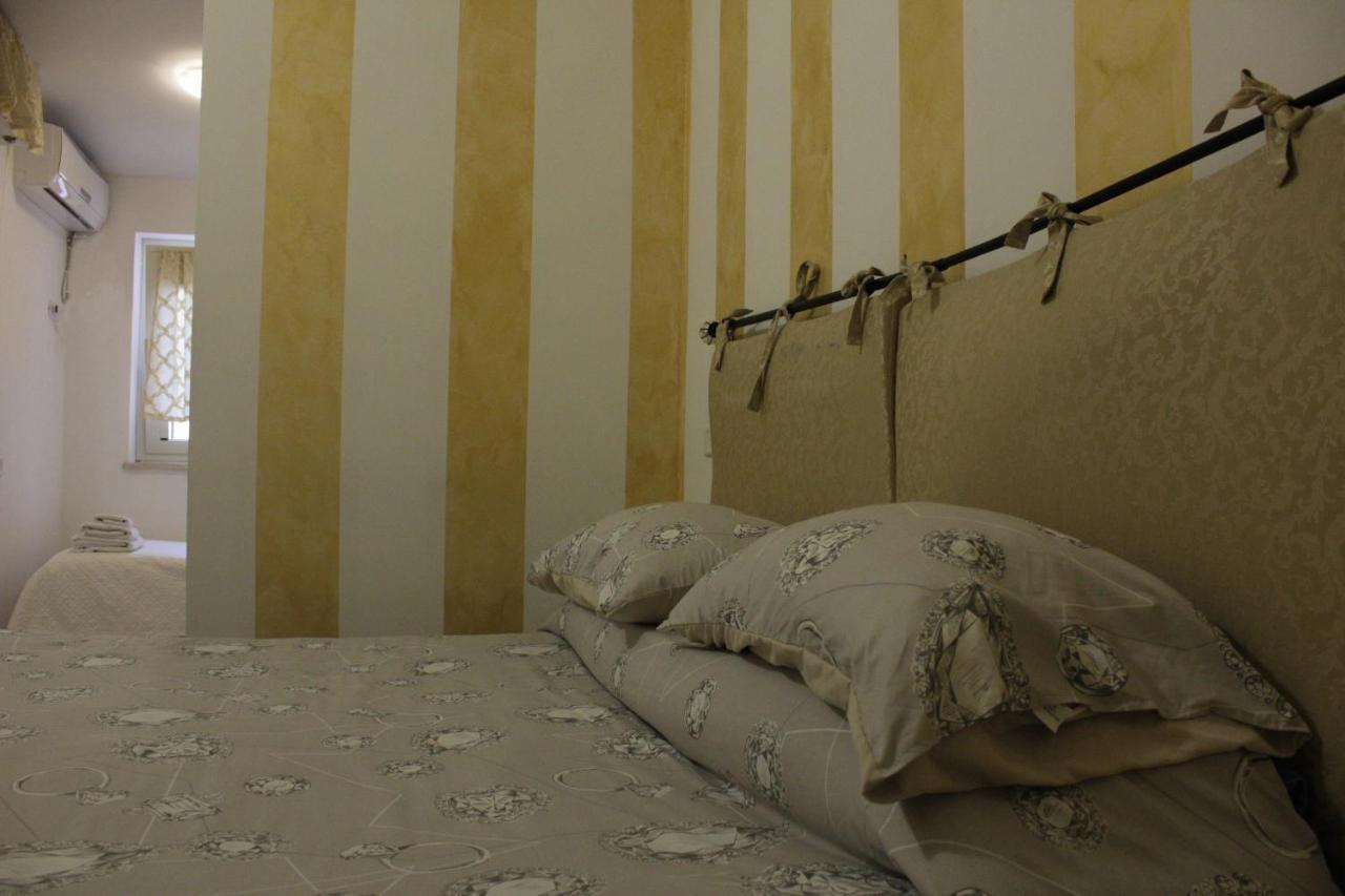 Bed and Breakfast A57 à Casal Palocco Extérieur photo